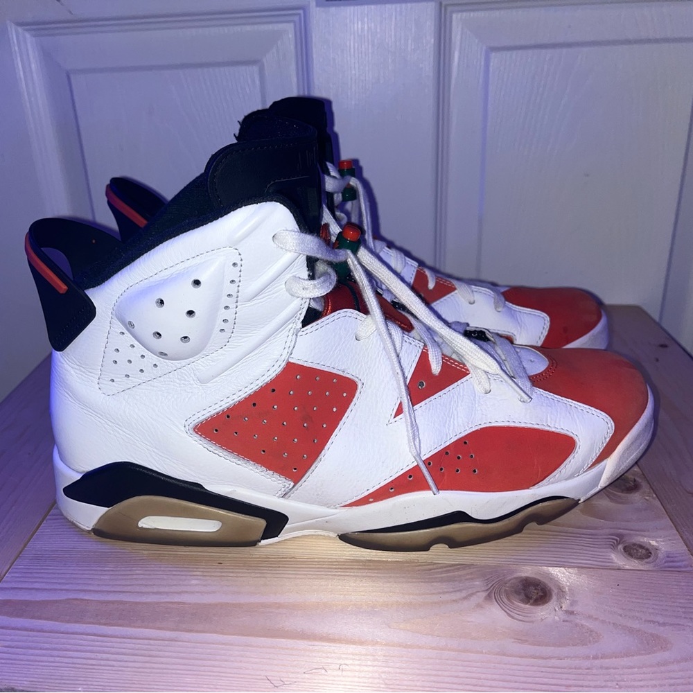 Jordan 6 Gatorades